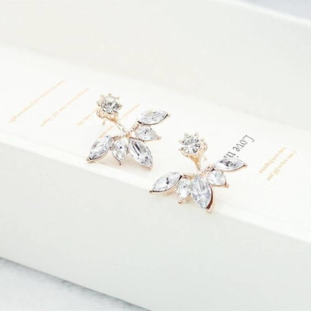 Minimalistic Crystal Gold Petal Stud Earrings - Picture 4 of 5